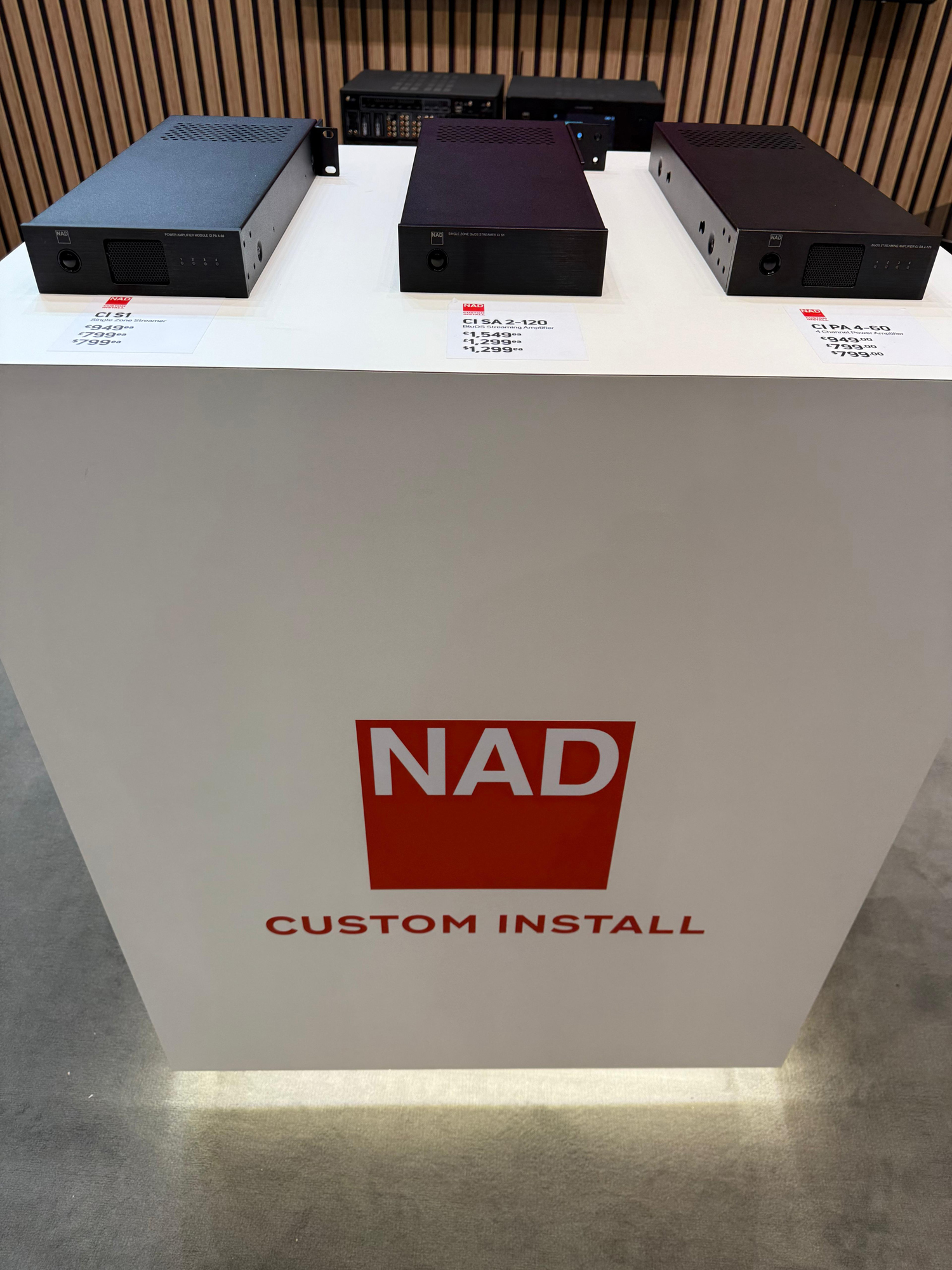 NAD, BLUESOUND y PSB en el ISE 2025